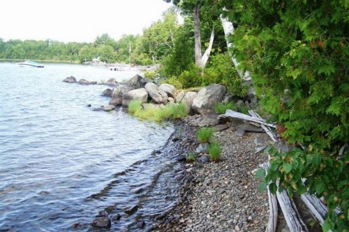 A-Frame on the Shore - image 9