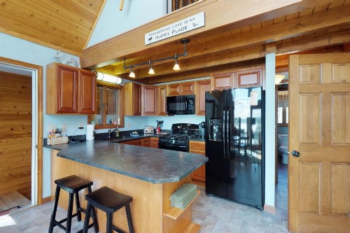 Lakeside Chalet - image 6