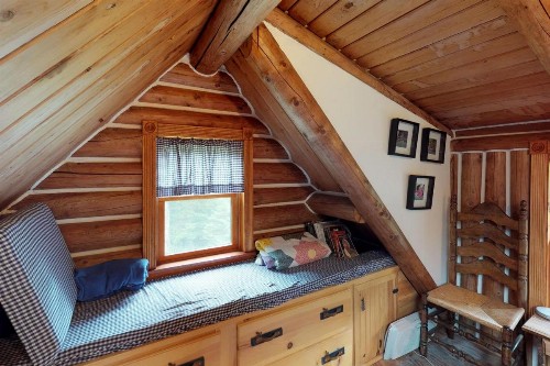 Authentic Maine Log Cabin - image 12