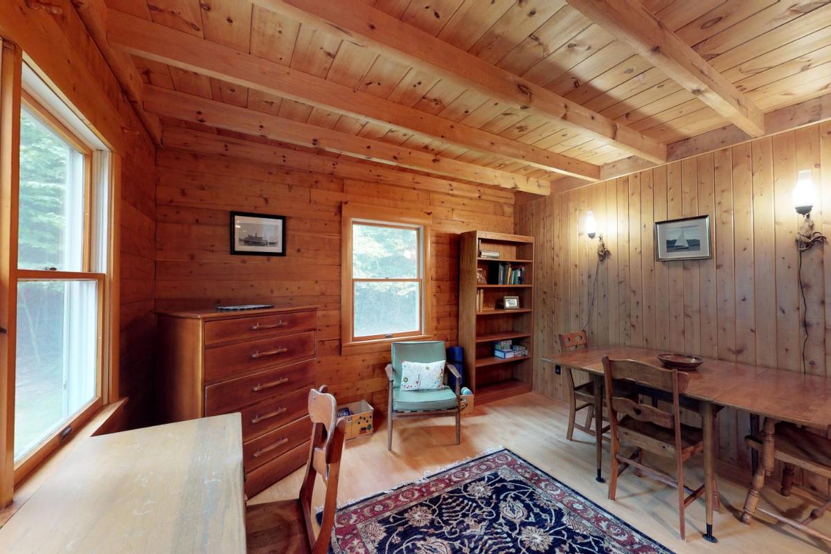 Charloon Cabin - image 6