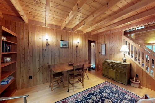 Charloon Cabin - image 7