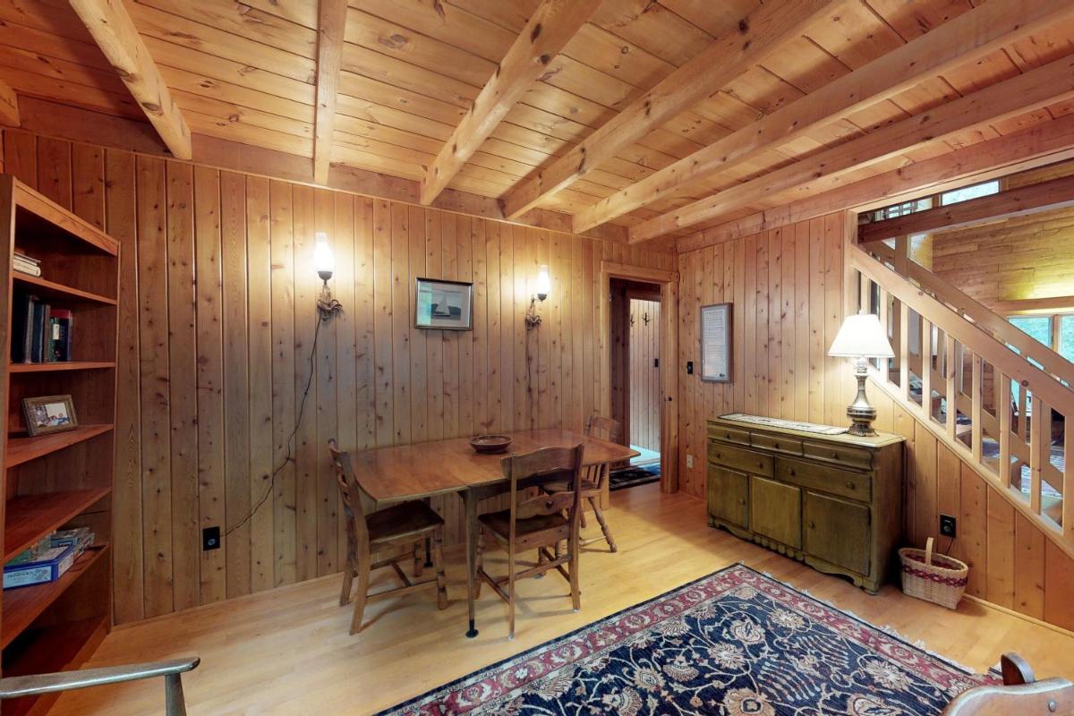 Charloon Cabin - image 7