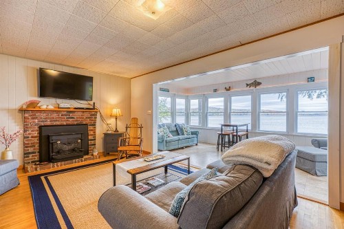 White Lobster Cottage - image 10