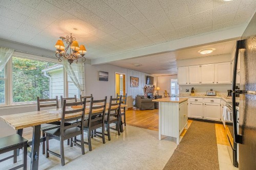 White Lobster Cottage - image 9