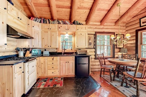 Fisherman's Cabin - image 8