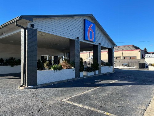 Uptown greenville hotel
