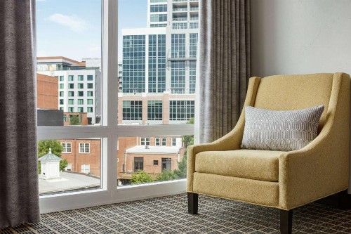 Hampton Inn & Suites Greenville-Downtown-Riverplace - image 27