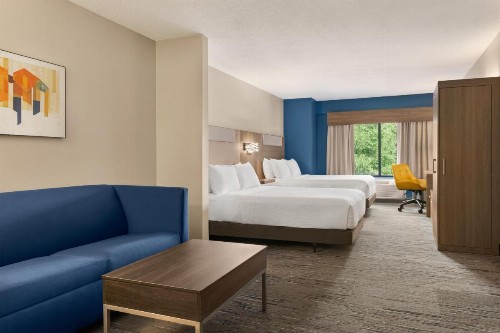 Holiday Inn Express Hotel & Suites Greenville-Downtown an IHG Hotel - image 11