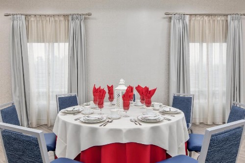 Holiday Inn Express Hotel & Suites Greenville-I-85 & Woodruff Road an IHG Hotel - image 10