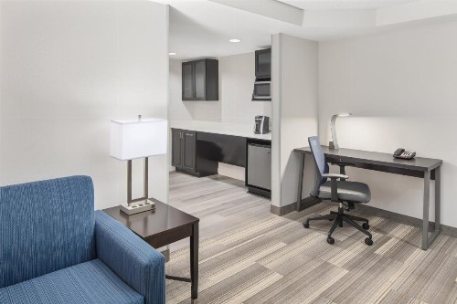 Holiday Inn Express Hotel & Suites Greenville-I-85 & Woodruff Road an IHG Hotel - image 35
