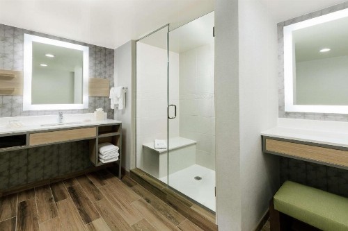 Hilton Garden Inn Greenville - image 18