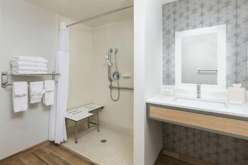 Hilton Garden Inn Greenville - image 23
