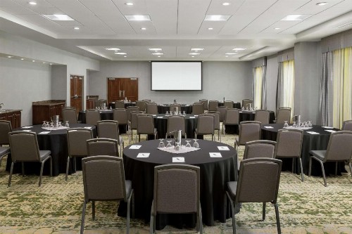 Hilton Garden Inn Greenville - image 24