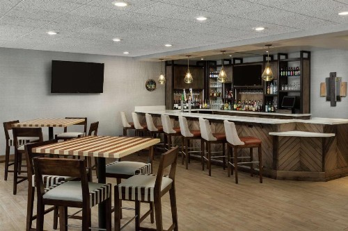 Hilton Garden Inn Greenville - image 28
