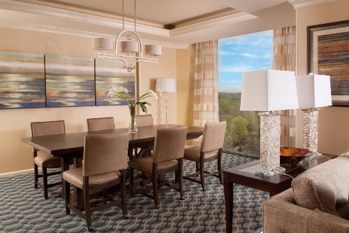 Greenville Marriott - image 14