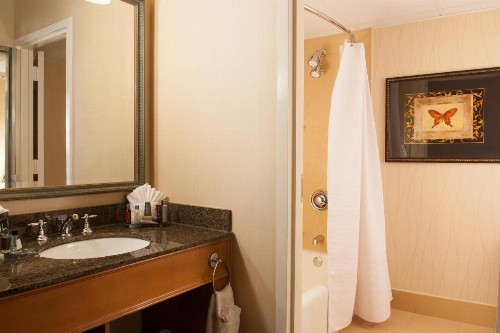 Greenville Marriott - image 8