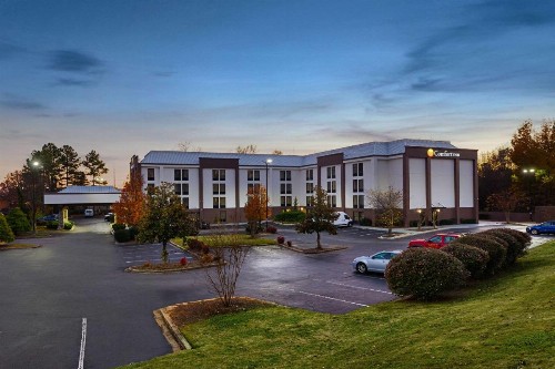 Comfort Inn Greenville - Haywood Mall - image 6