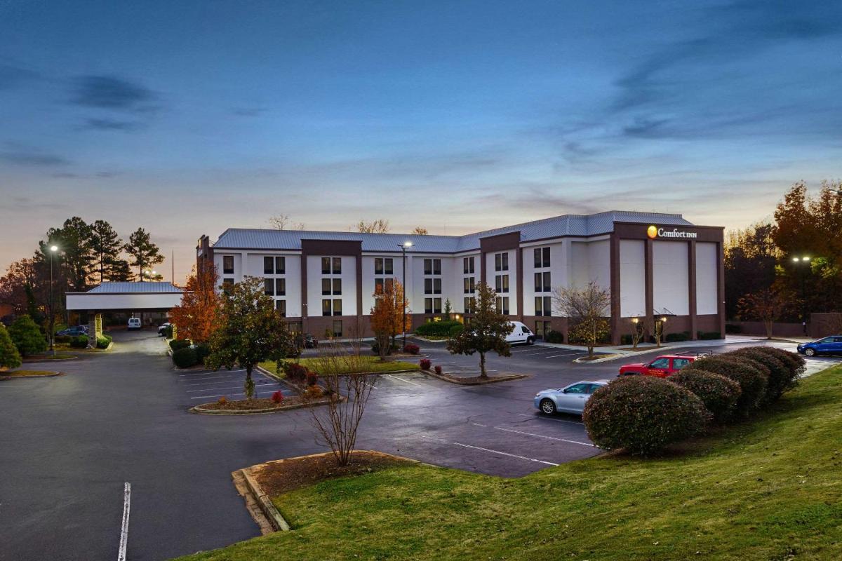 Comfort Inn Greenville - Haywood Mall - image 6