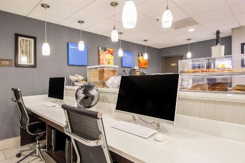 Comfort Inn Greenville - Haywood Mall - image 9