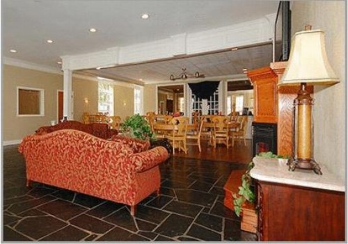 Greenville Inn & Suites - image 11