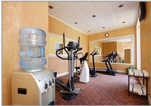 Greenville Inn & Suites - image 9