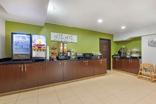 Sleep Inn at Greenville Convention Center - image 25
