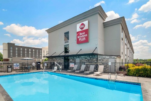 Best Western Plus Greenville I-385 Inn & Suites - image 26
