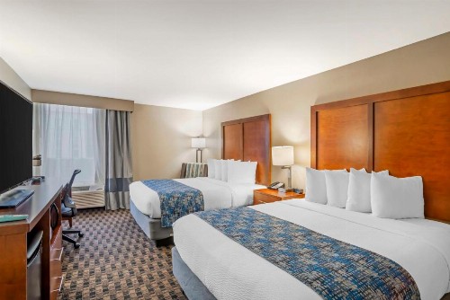 Best Western Plus Greenville I-385 Inn & Suites - image 6