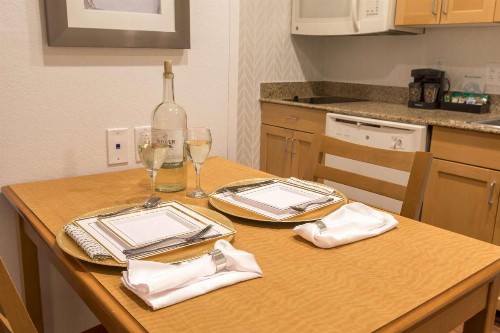 Homewood Suites by Hilton Greenville - image 9