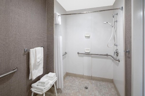 Wingate by Wyndham Greenville Airport - image 11