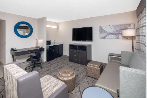Wingate by Wyndham Greenville Airport - image 37