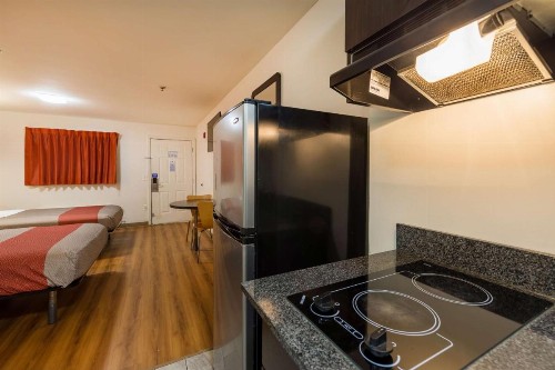 Motel 6-Greenville SC - image 20