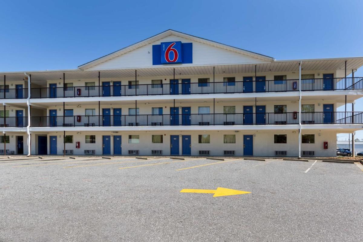 Motel 6-Greenville SC - image 3