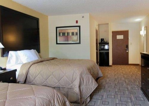 Quality Inn & Suites Greenville - image 11