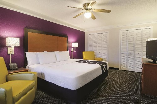 Baymont by Wyndham Greenville Woodruff Rd - image 30