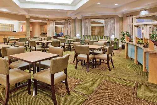 La Quinta by Wyndham Greenville Haywood - image 11