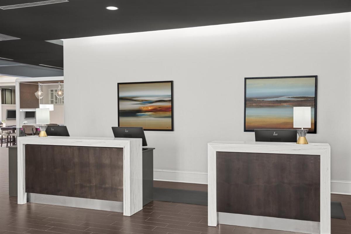 Crowne Plaza Greenville an IHG Hotel - image 4