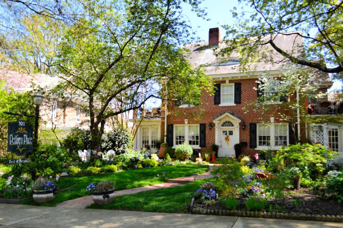 Pettigru Place Bed & Breakfast - main image