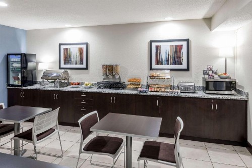 Microtel Inn & Suites - Greenville - image 13