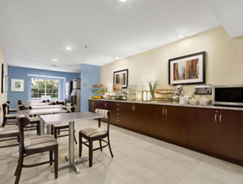 Microtel Inn & Suites - Greenville - image 19