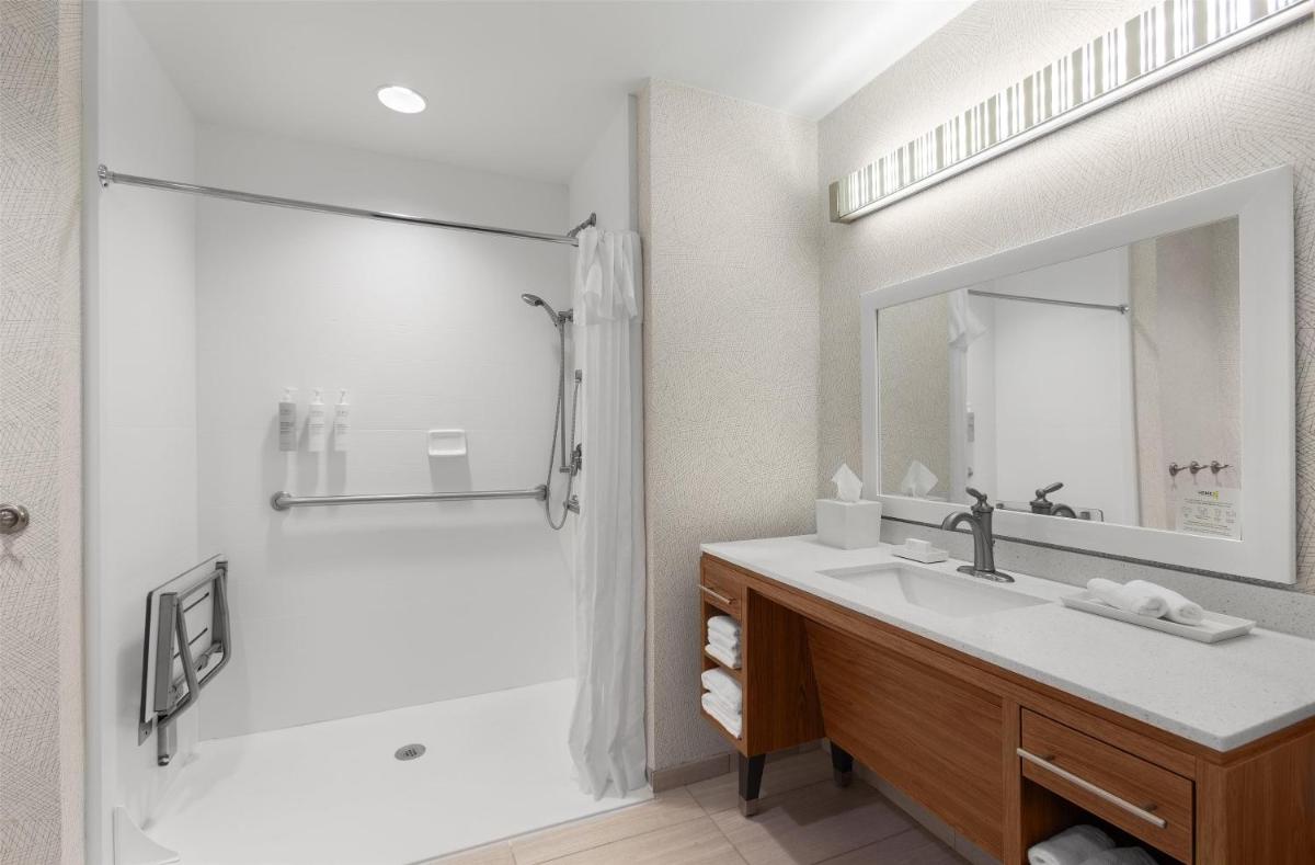 Home2 Suites by Hilton Greenville Airport - image 2