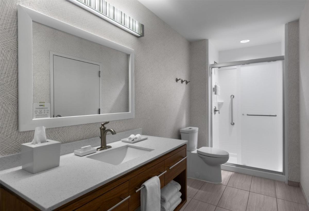 Home2 Suites by Hilton Greenville Airport - image 3