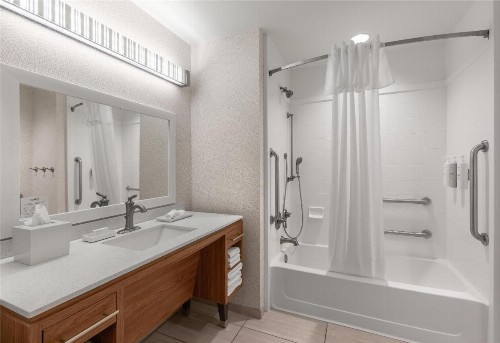 Home2 Suites by Hilton Greenville Airport - image 8