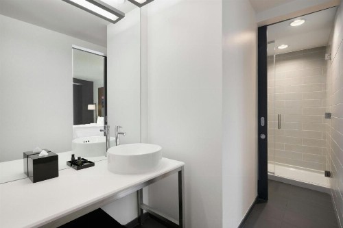 Aloft Greenville Downtown - image 11