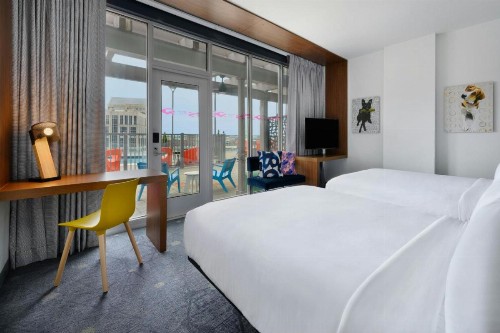Aloft Greenville Downtown - image 19