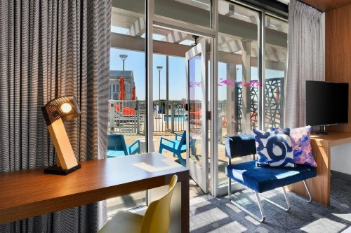 Aloft Greenville Downtown - image 23