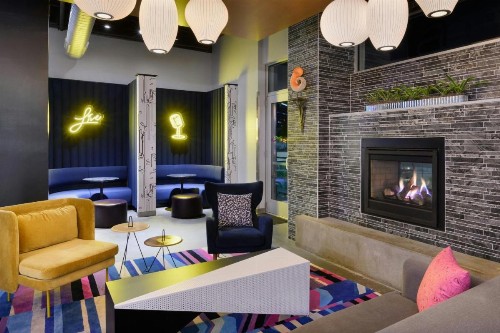 Aloft Greenville Downtown - image 36