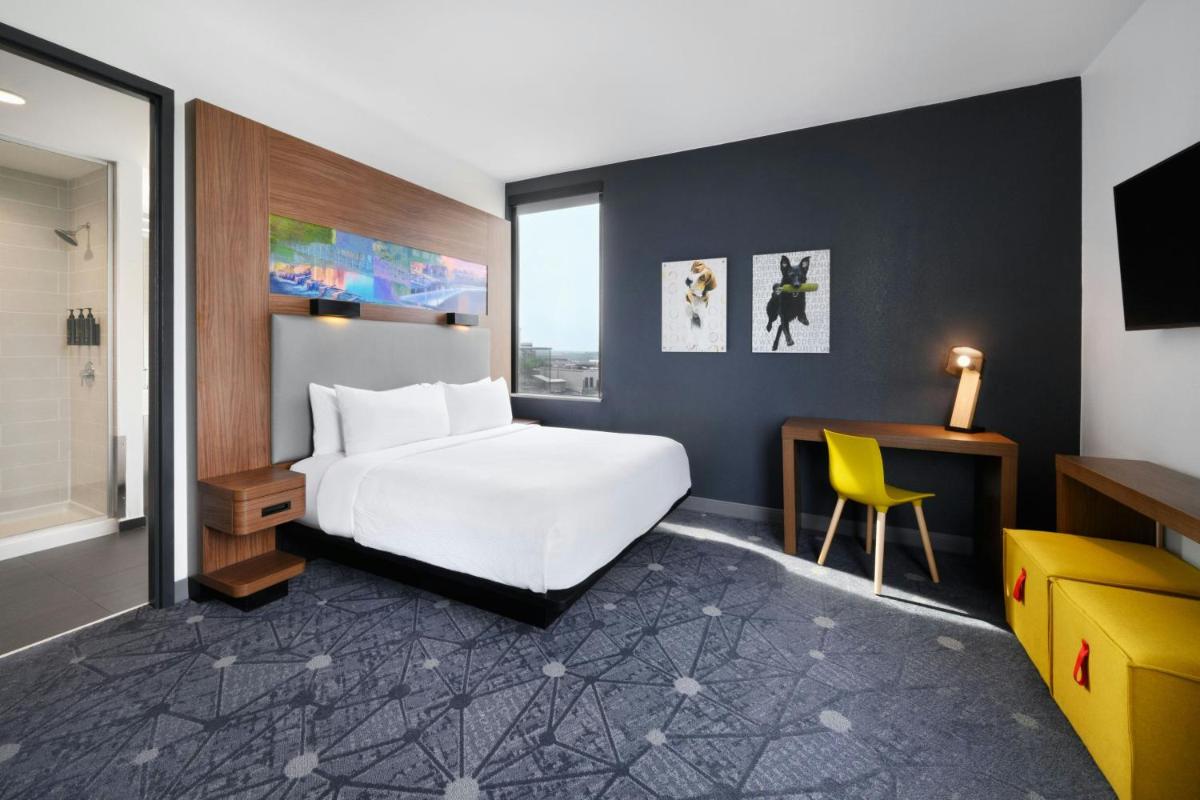 Aloft Greenville Downtown - image 6