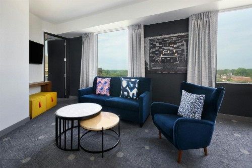 Aloft Greenville Downtown - image 7
