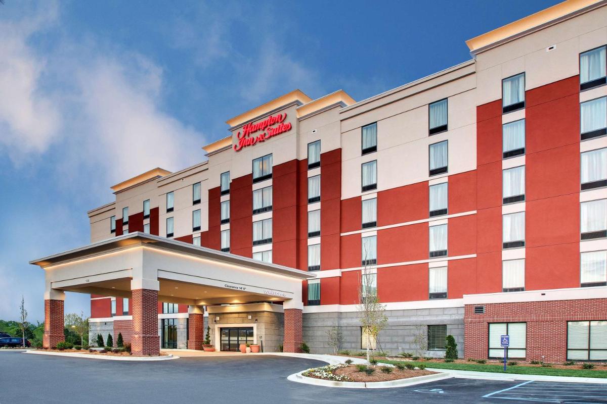 Hampton Inn & Suites Greenville Airport - main image
